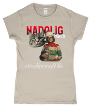 Load image into Gallery viewer, Nadolig Pawen - Cath - Crys-T "fitted"