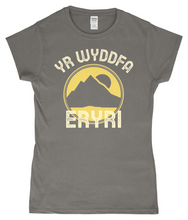 Load image into Gallery viewer, Yr Wyddfa - Eryri - Crys-T "Fitted"