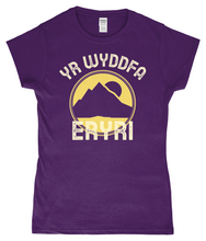 Load image into Gallery viewer, Yr Wyddfa - Eryri - Crys-T "Fitted"